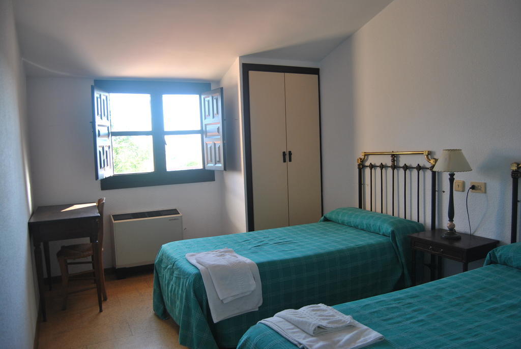 El Meson De Castrojeriz Hotel Room photo
